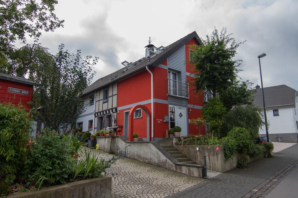 Ferienhaus Wildblick Schleiden Ruang foto
