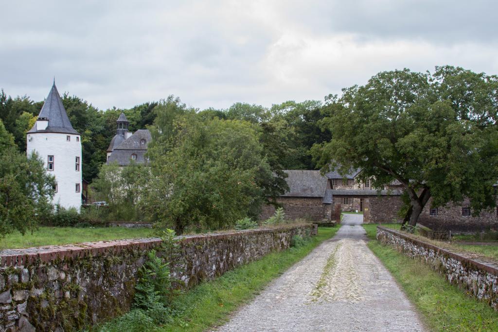 Ferienhaus Wildblick Schleiden Ruang foto